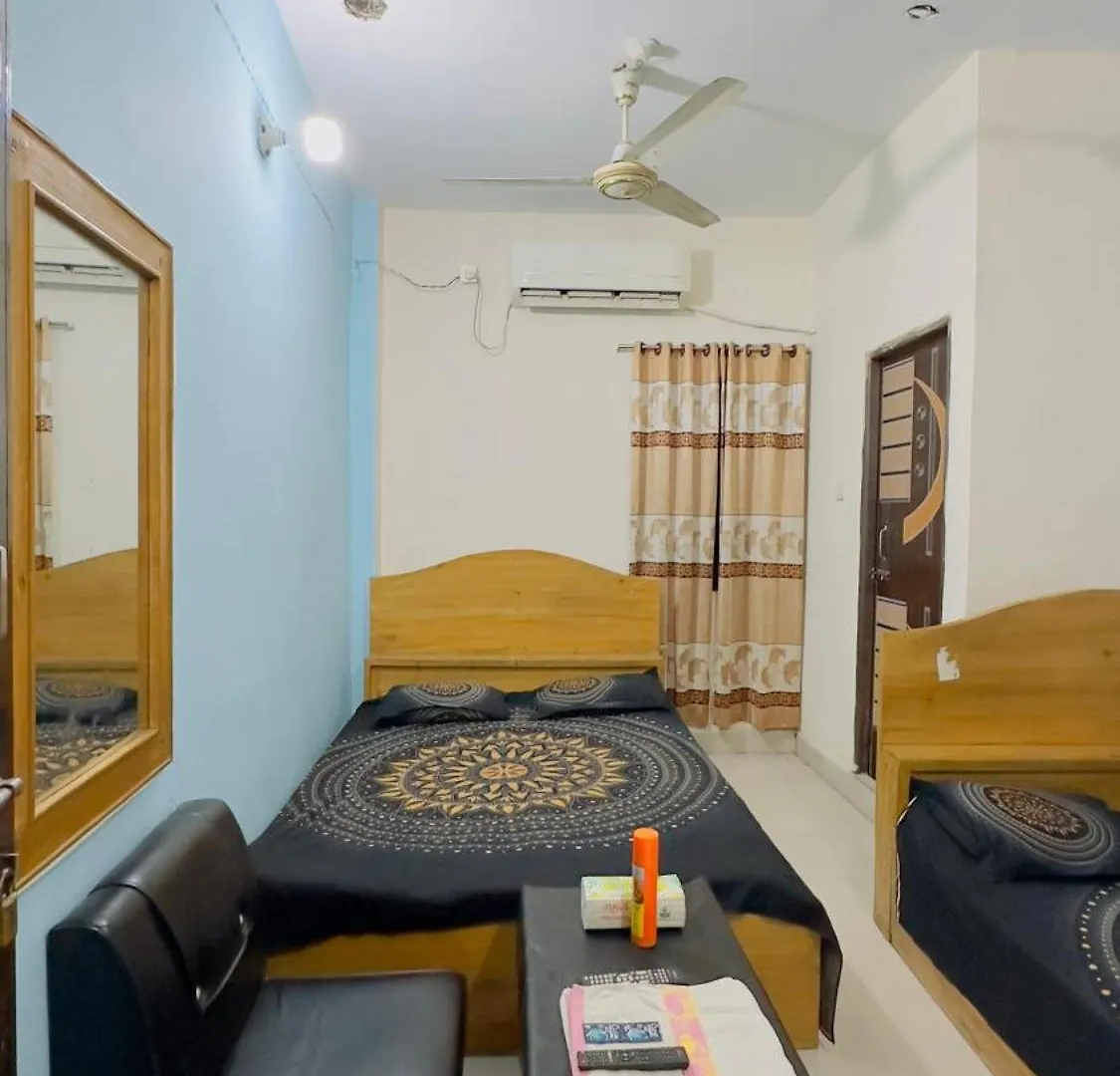 Hotel Rongdhanu Residential Дакка Мини-отель