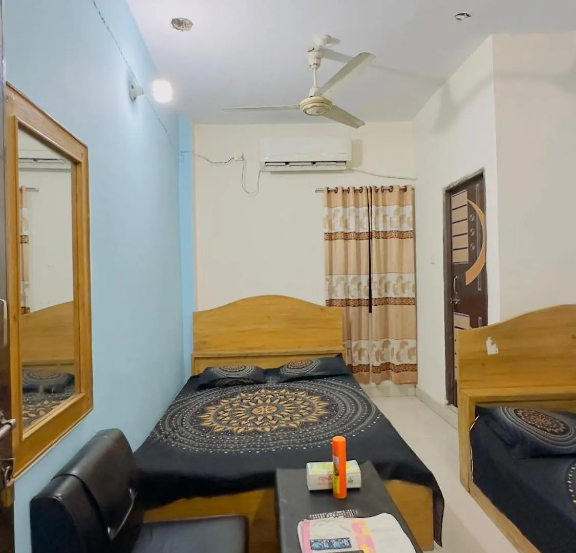 Hotel Rongdhanu Residential Дакка Бангладеш