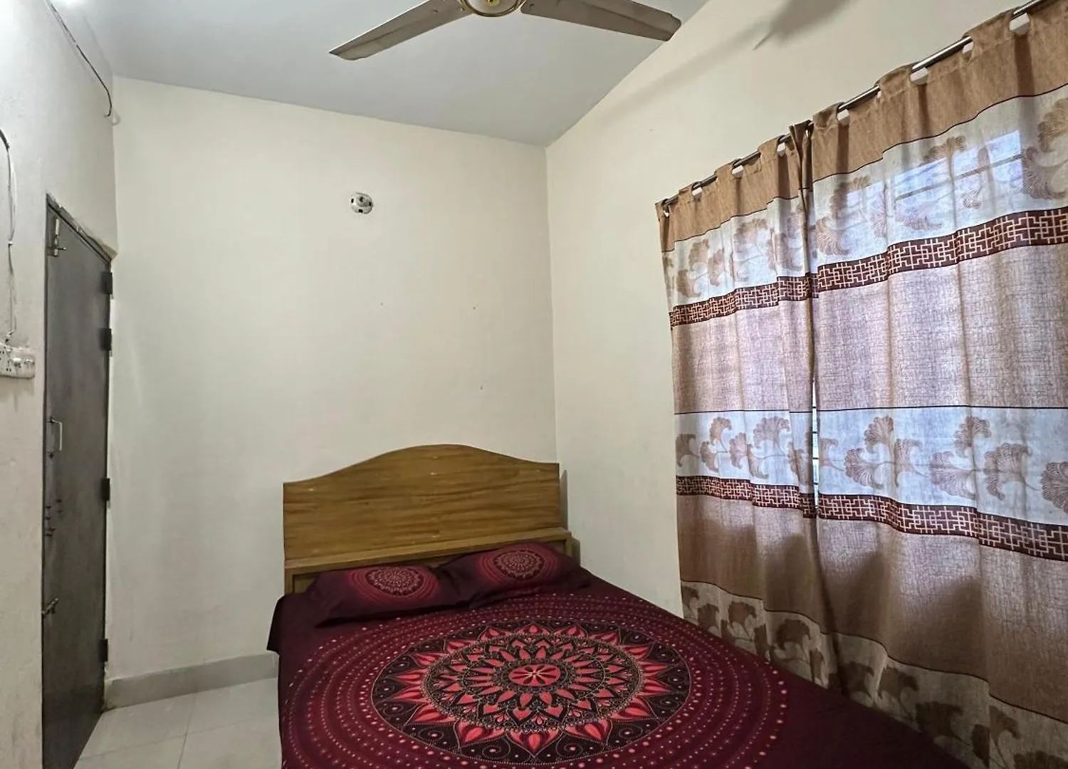 Hotel Rongdhanu Residential Дакка